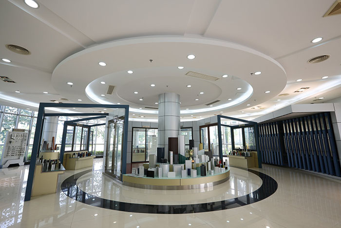 铝型材部分样品展厅-工业铝型材生产厂家